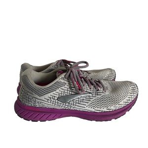 Brooks Revel 3 Gray Purple Running Shoes Sneakers Womens size 9.5 B